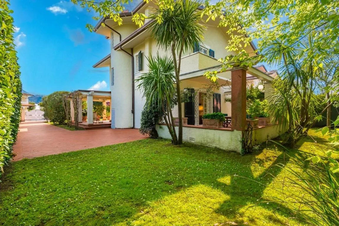 Villa Annie Forte dei Marmi 0*,