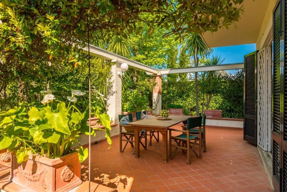 Villa Annie Forte dei Marmi